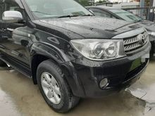 2010 Toyota Fortuner 2.5 G SUV