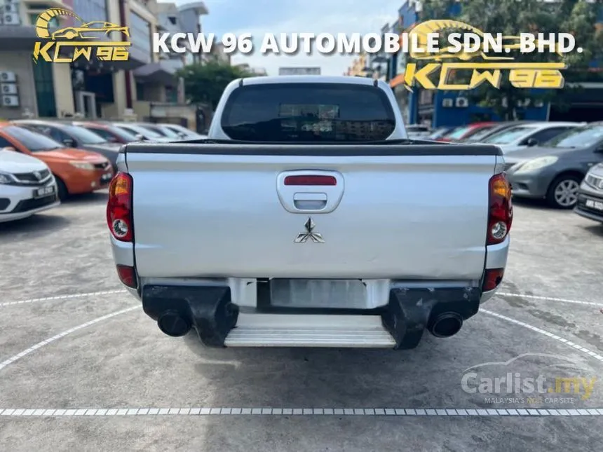 2012 Mitsubishi Triton Dual Cab 4X4 Pickup