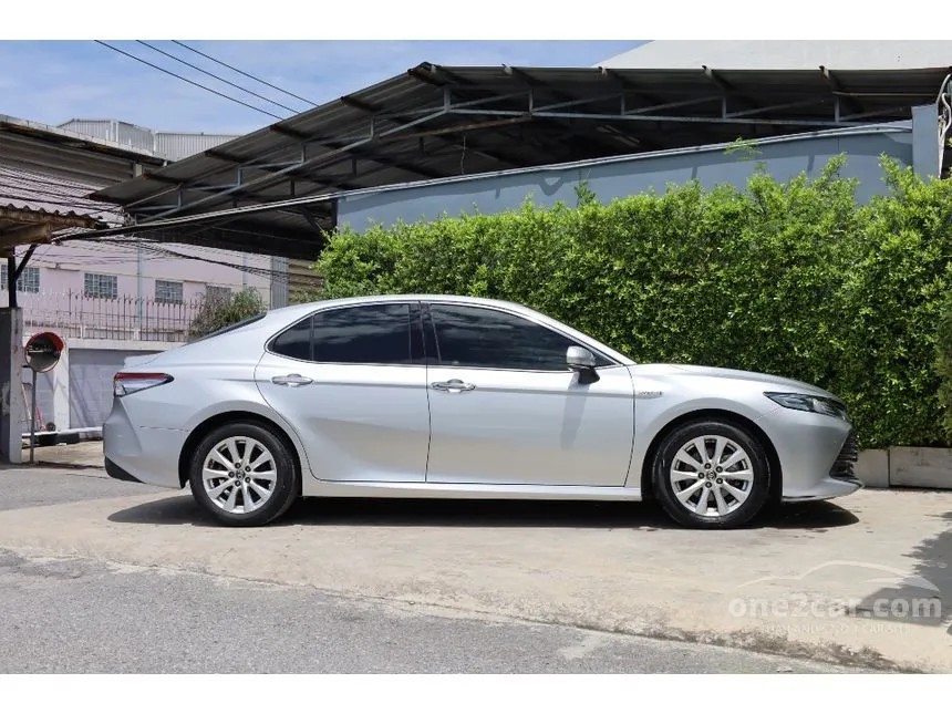 2021 Toyota CAMRY Hybrid Sedan