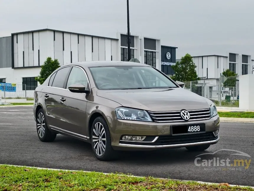 2013 Volkswagen Passat TSI Sport Sedan
