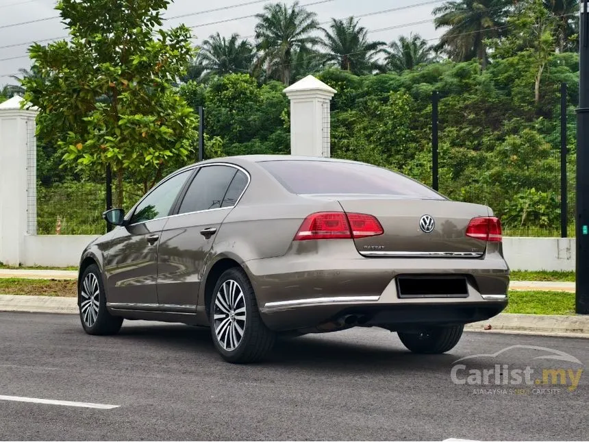 2013 Volkswagen Passat TSI Sport Sedan