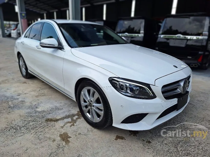 2019 Mercedes-Benz C180 AMG Sedan