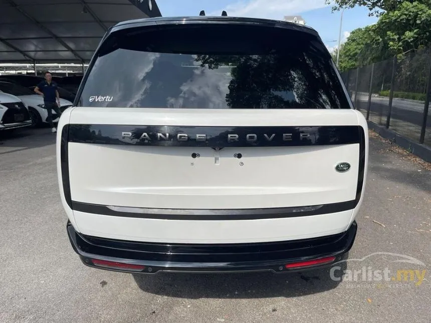 2022 Land Rover Range Rover D350 Autobiography SUV