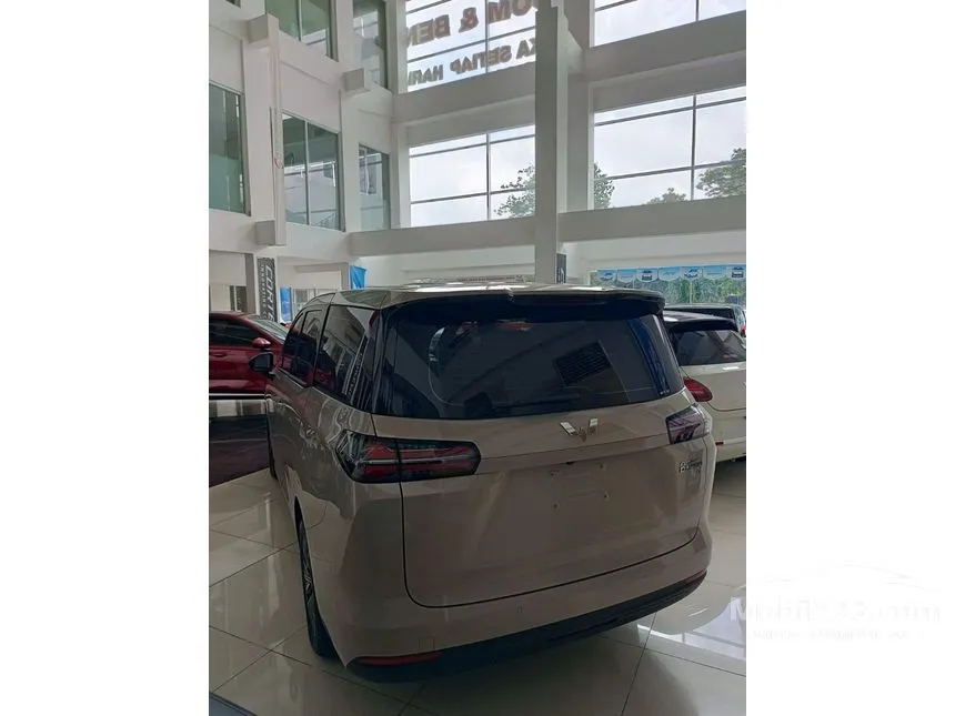 2026 Wuling Darion CE MPV