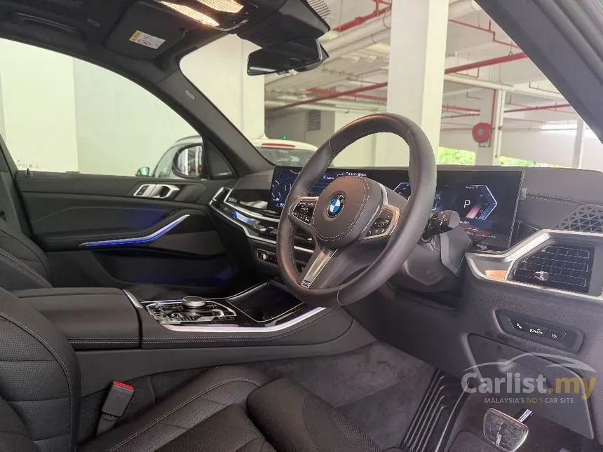 2025 BMW X5 xDrive40i M Sport SUV