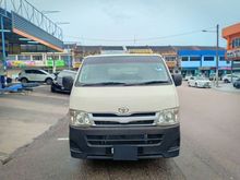 2011 Toyota Hiace 2.5 Window Van