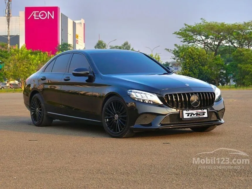 2019 Mercedes-Benz C200 EQ Boost Avantgarde Line Sedan