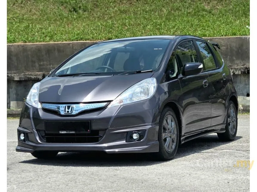 2014 Honda Jazz Hybrid Hatchback
