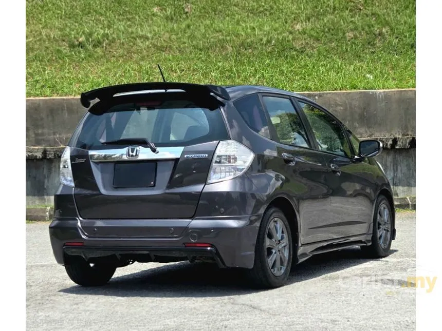 2014 Honda Jazz Hybrid Hatchback