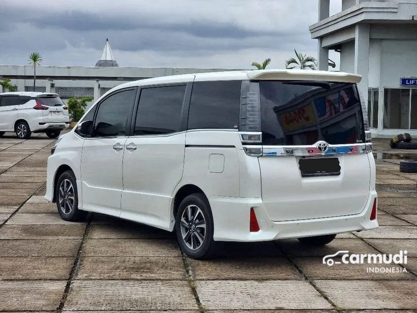 2018 Toyota Voxy Wagon