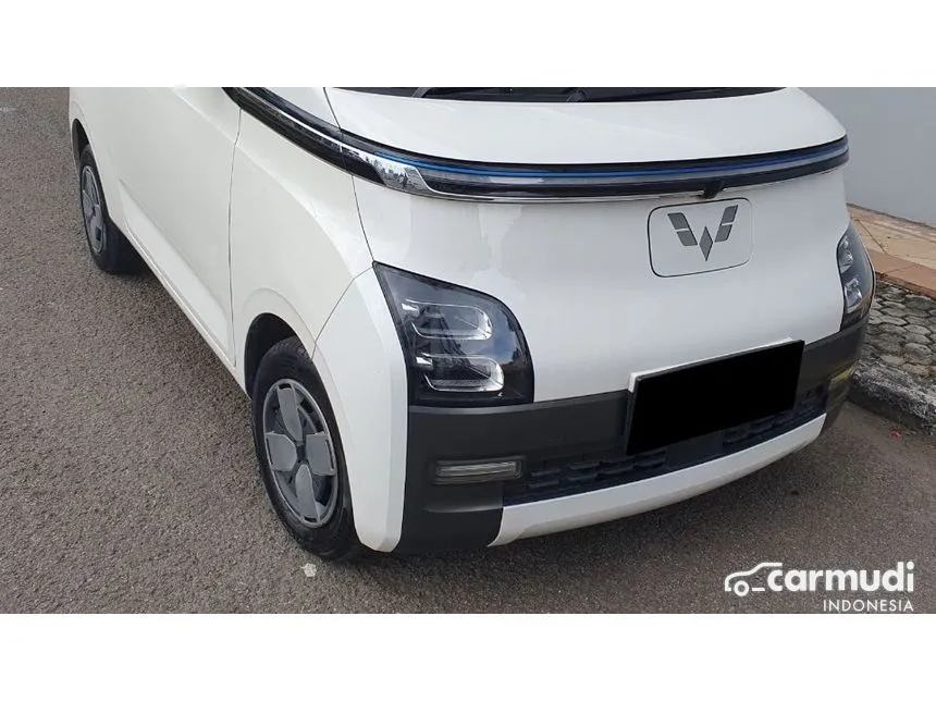 2022 Wuling Air EV Long Range Hatchback