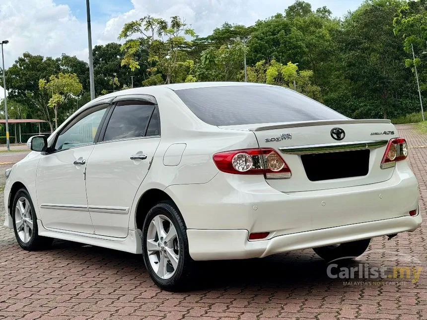 2012 Toyota Corolla Altis V Sedan