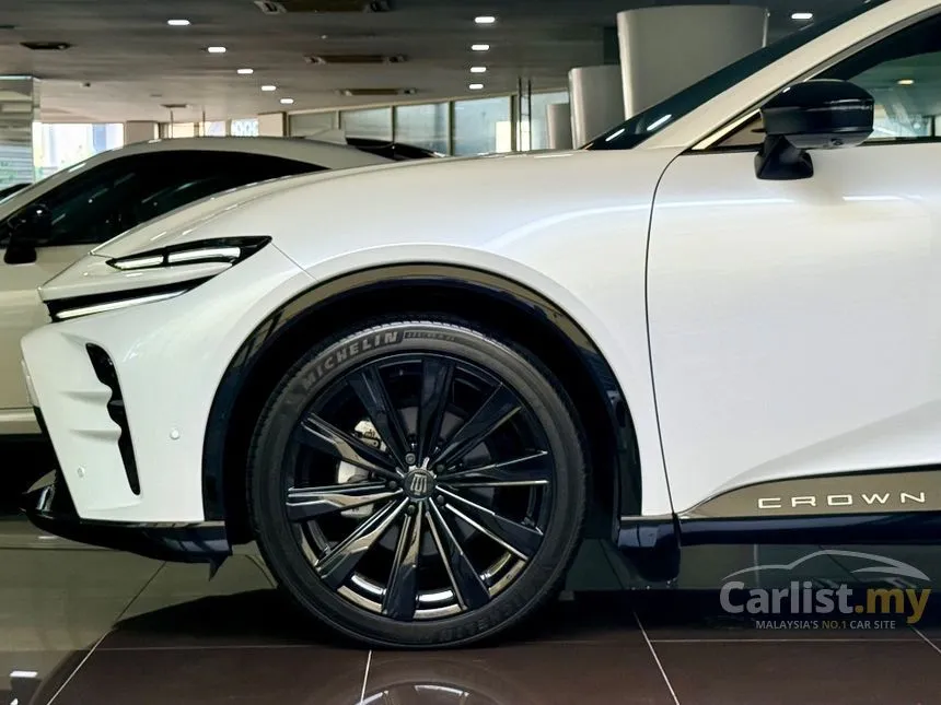 2024 Toyota Crown Sport Z PHEV SUV