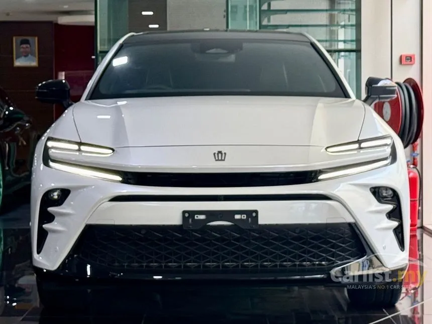 2024 Toyota Crown Sport Z PHEV SUV
