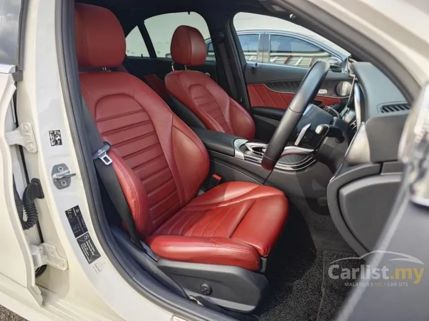 2019 Mercedes-Benz C300 AMG Line Sedan