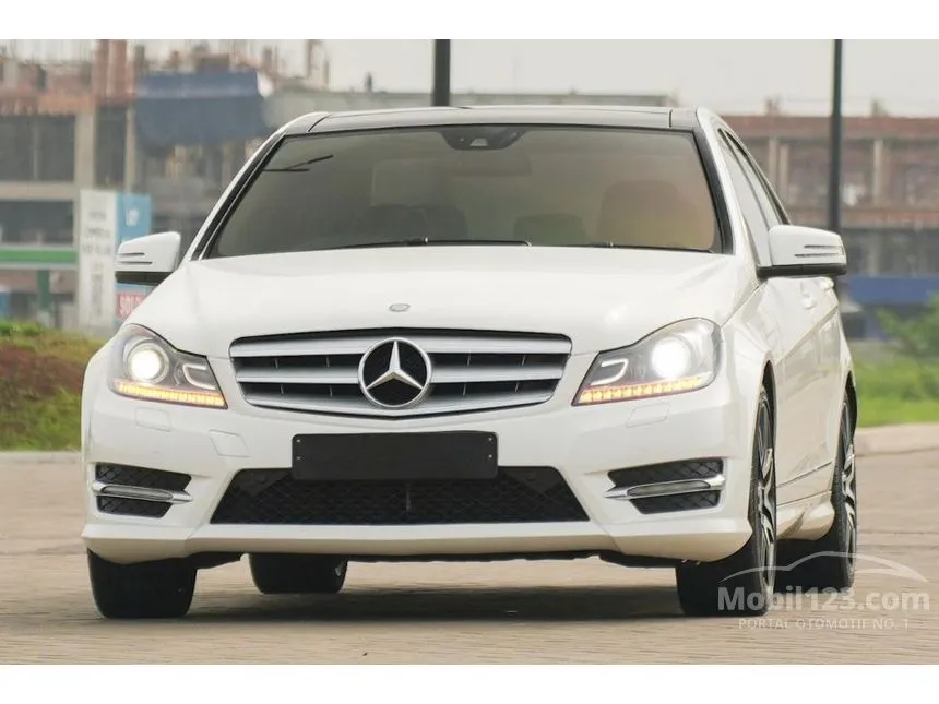 2014 Mercedes-Benz C250 Avantgarde AMG Sedan