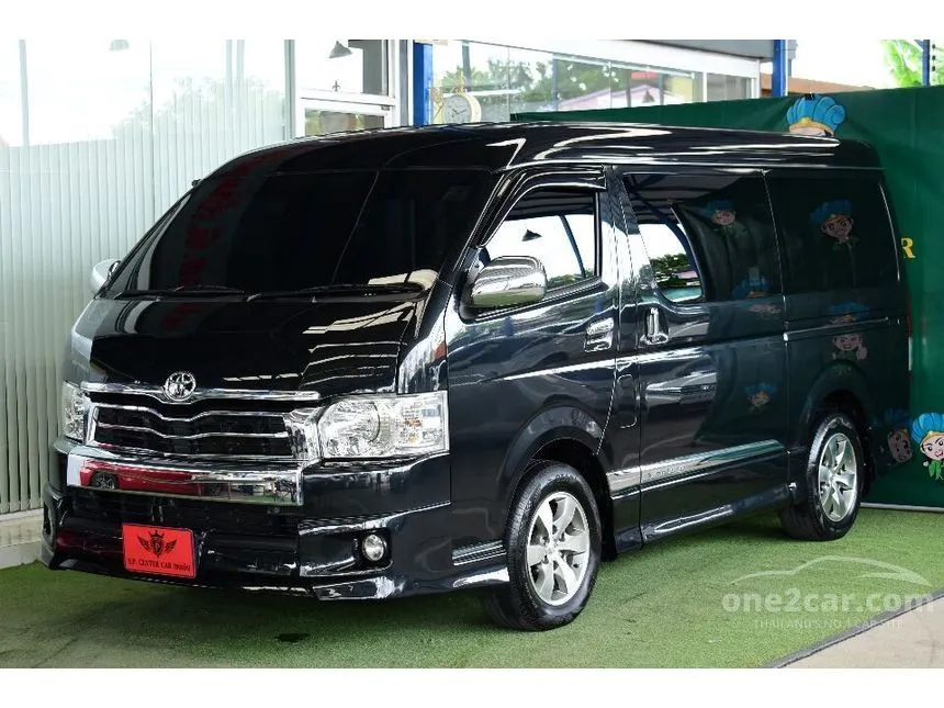 2016 Toyota Ventury V Van