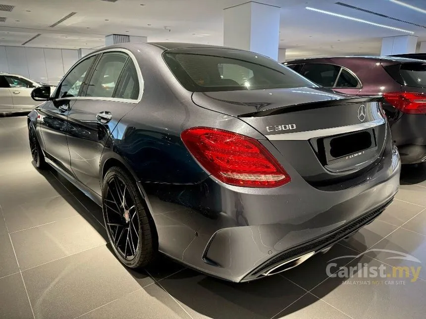 2016 Mercedes-Benz C300 Avantgarde AMG Line Sedan