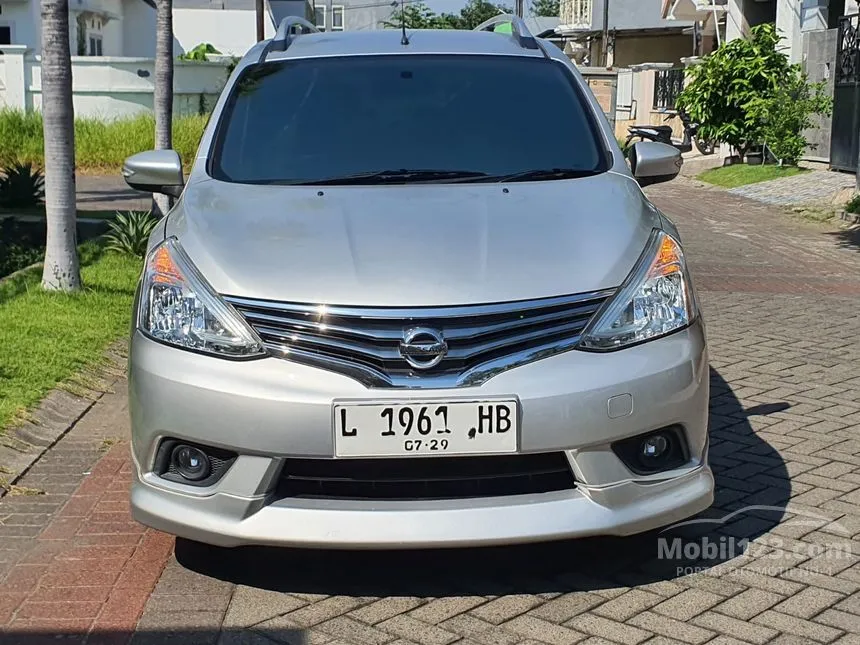 Jual Mobil Nissan Grand Livina 2014 Highway Star 1.5 di Jawa Timur Automatic MPV Silver Rp 128.000.000