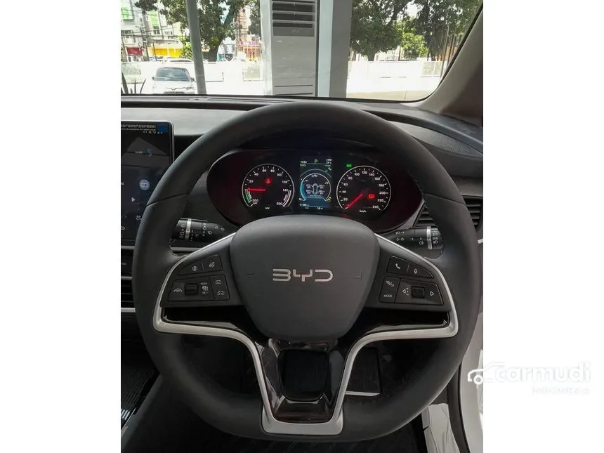 2025 BYD M6 Superior 7-seaters MPV