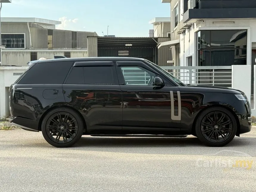 2024 Land Rover Range Rover P530 SE SUV