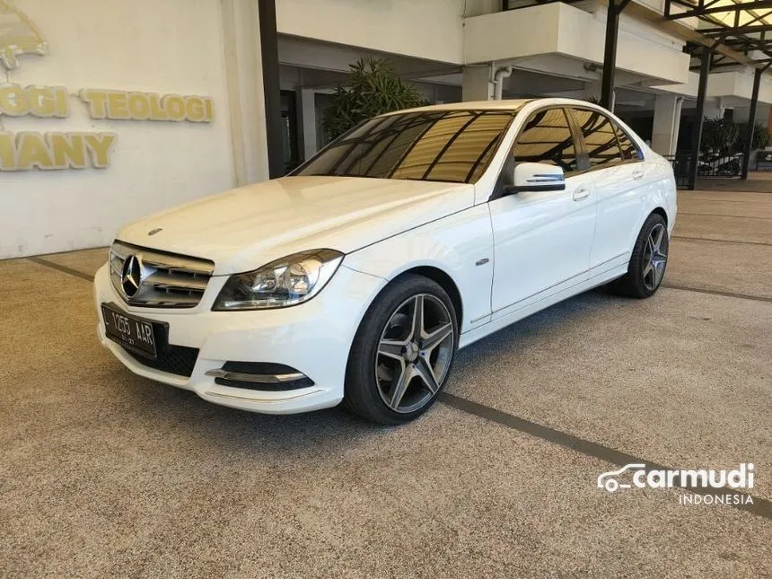 2011 Mercedes-Benz C200 CGI Sedan