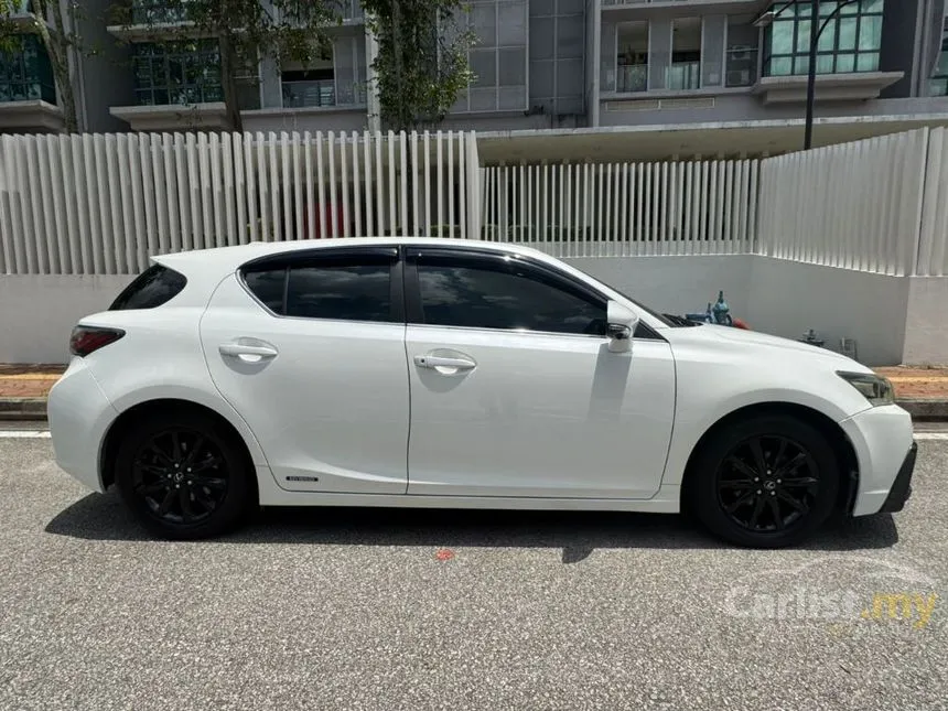 2013 Lexus CT 200h F Sport Hatchback