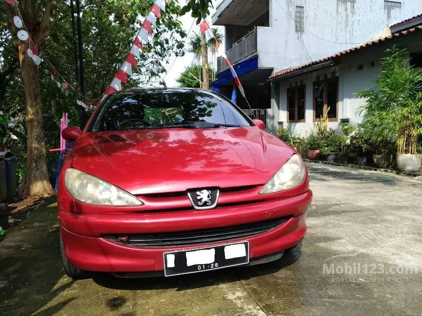Jual Mobil Peugeot 206 2001 XR 1.4 di Jawa Barat Manual Hatchback Merah