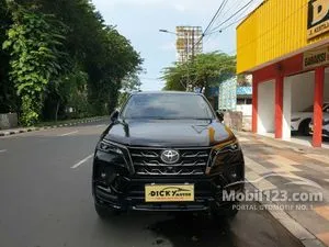 2021 Toyota Fortuner 2.4 VRZ GR SPORT 4X2 SUV