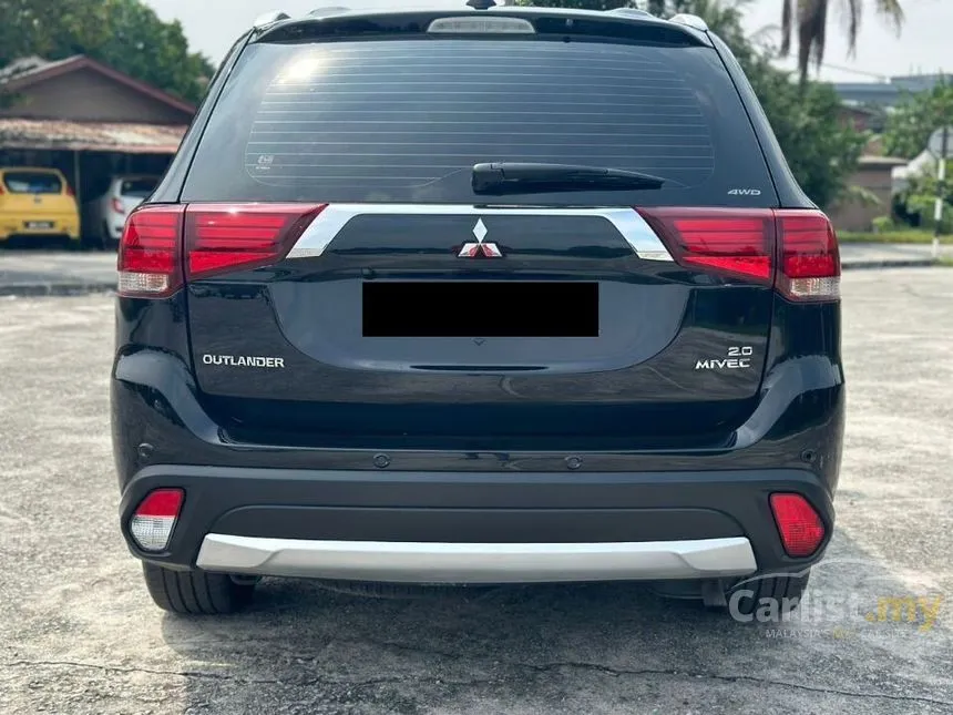 2018 Mitsubishi Outlander SUV