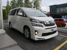 2014 TOYOTA VELLFIRE 2.4 Z 8 SEATER MODELISSTA BODY KIT