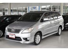 2015 Toyota Innova 2.0 (ปี 11-15) V Wagon AT