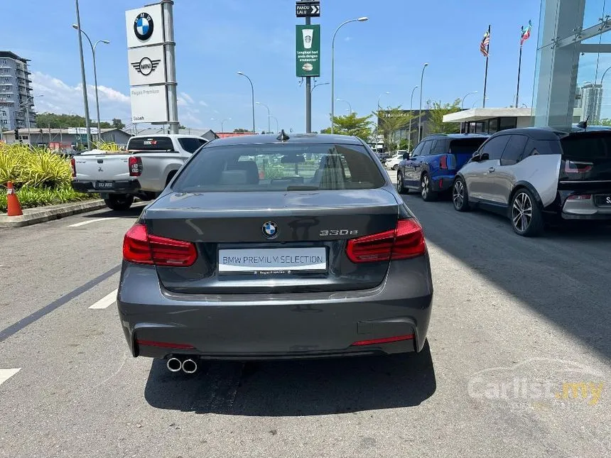 2018 BMW 330e M Sport Sedan