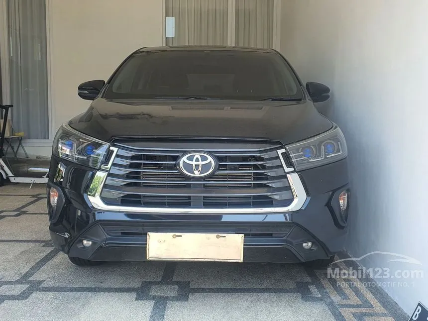 2021 Toyota Kijang Innova V MPV