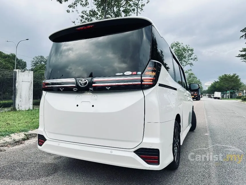 2023 Toyota Voxy S-Z MPV