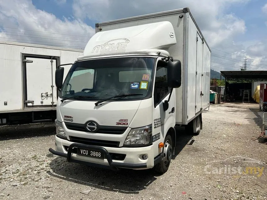 2019 Hino XZU720 Lorry