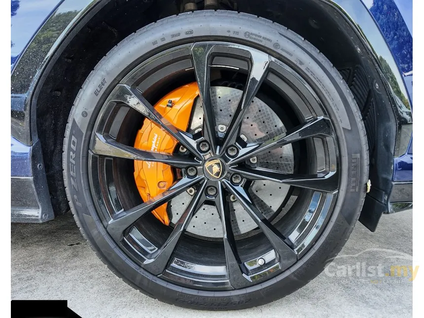 2019 Lamborghini Urus SUV
