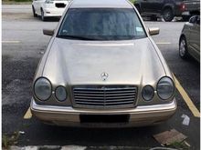 1999 Mercedes-Benz E240 2.4 Classic Sedan