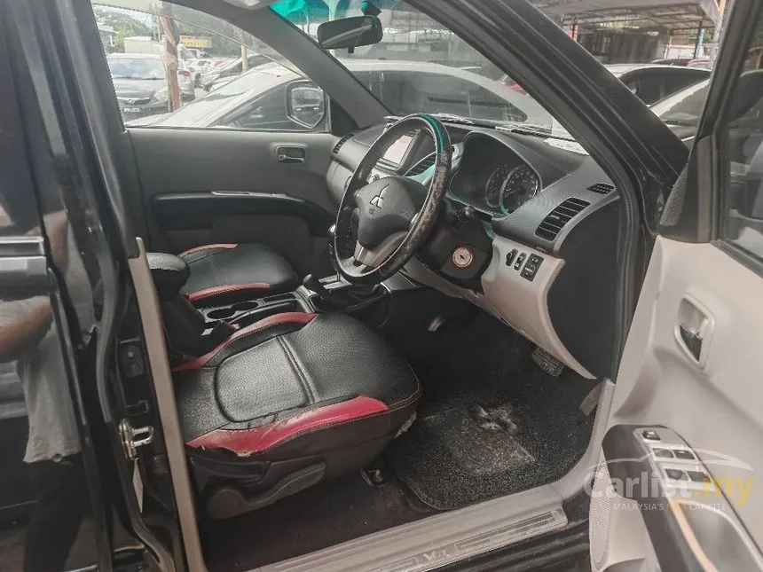 2012 Mitsubishi Triton VGT Dual Cab 4X4 Pickup