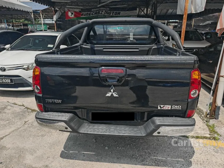 2012 Mitsubishi Triton VGT Dual Cab 4X4 Pickup