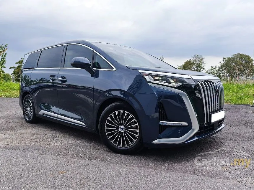 2025 Denza D9 Premium MPV