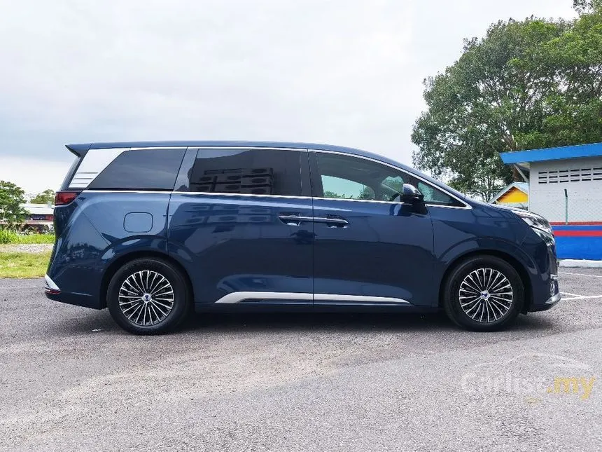 2025 Denza D9 Premium MPV