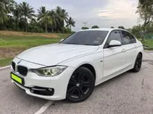 2015 BMW F30 320i 2.0 Sport Line (A) Full Leather Seat, Push Start Keyless, Sport Rims, Electronic Seat w Memory, LED Daylight, Free Warranty, Sedan