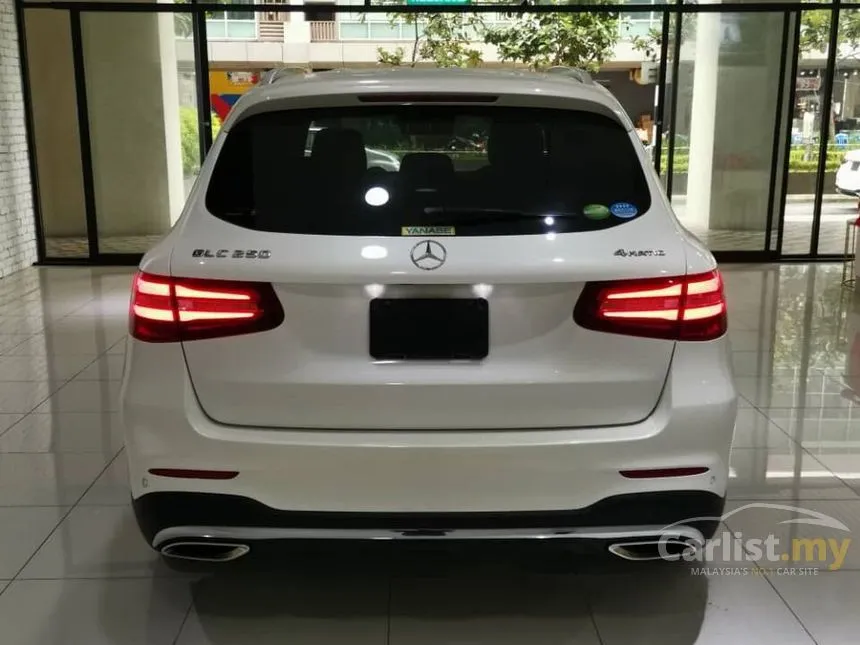 2018 Mercedes-Benz GLC250 4MATIC AMG Line SUV