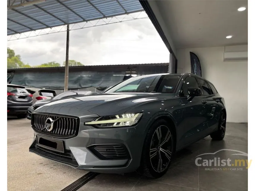 2022 Volvo V60 Recharge T8 Inscription Wagon