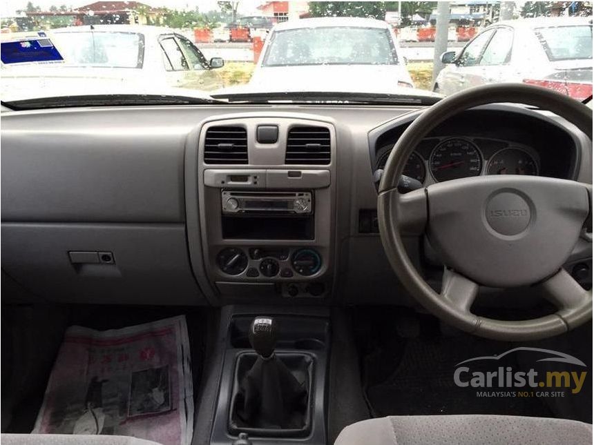 Isuzu D-Max 2007 2.5 in Penang Manual Pickup Truck Gold 