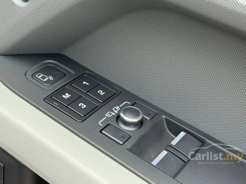 2023 Land Rover Defender 90 P300 SE SUV