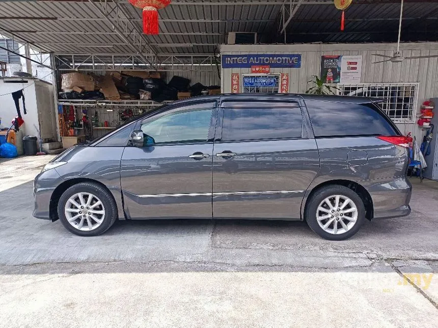 2012 Toyota Estima MPV