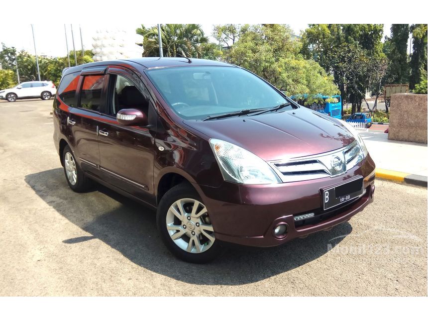 Jual Mobil Nissan Grand Livina 2012 Ultimate 1.5 di DKI 