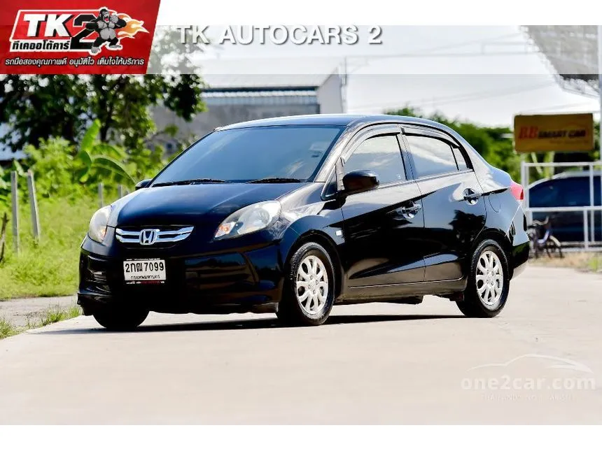 2013 Honda Brio Amaze V Sedan